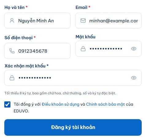 Biểu mẫu đăng ký đã điền họ tên, email, số điện thoại, mật khẩu và đánh dấu đồng ý điều khoản
